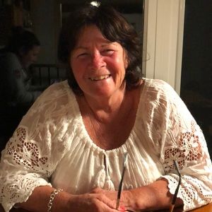 Meet your Posher, Sharon